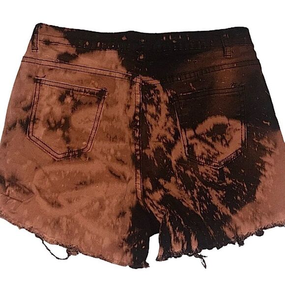 Bleached/Distressed High-Waisted Jean Shorts - Picture 3 of 3